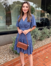 Vestido Fabricia - Vestido Curto em Viscolinho